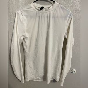 Lululemon white long sleeve crew neck rash guard medium